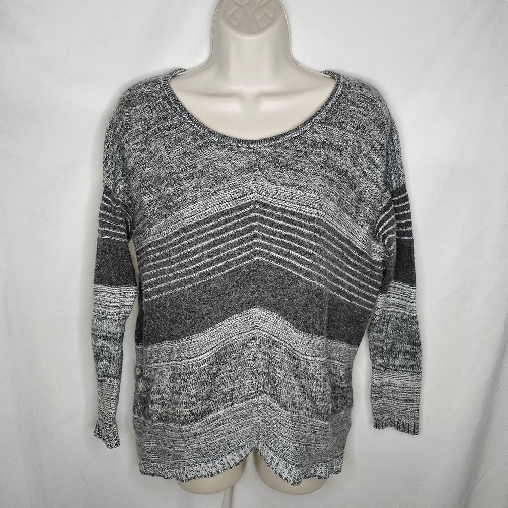 Women Express Gray Wool Mohair Long Sleeve Chevron Striped Pullover Sweater XS S